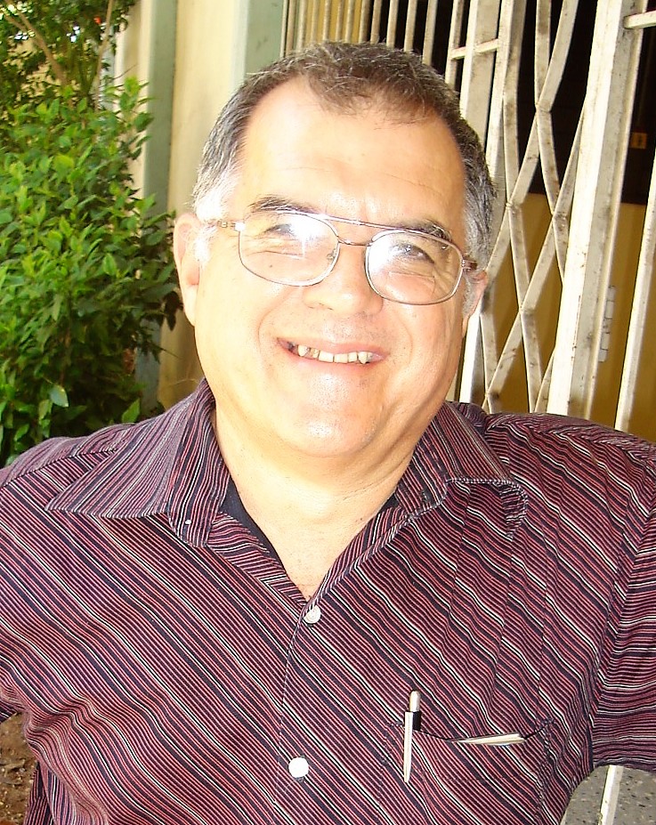 Dr. Eduardo Ortega